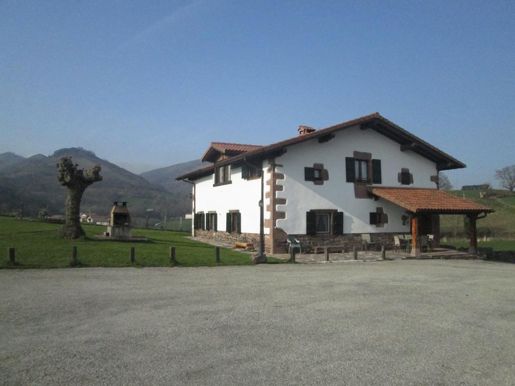 Hostal Apaiolarre Zuaztoy de Azpilcueta Exterior foto