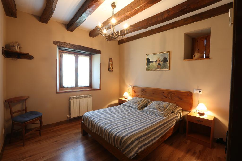 Hostal Apaiolarre Zuaztoy de Azpilcueta Habitación foto
